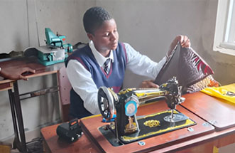 Hands-On Learning Hands-On Learning